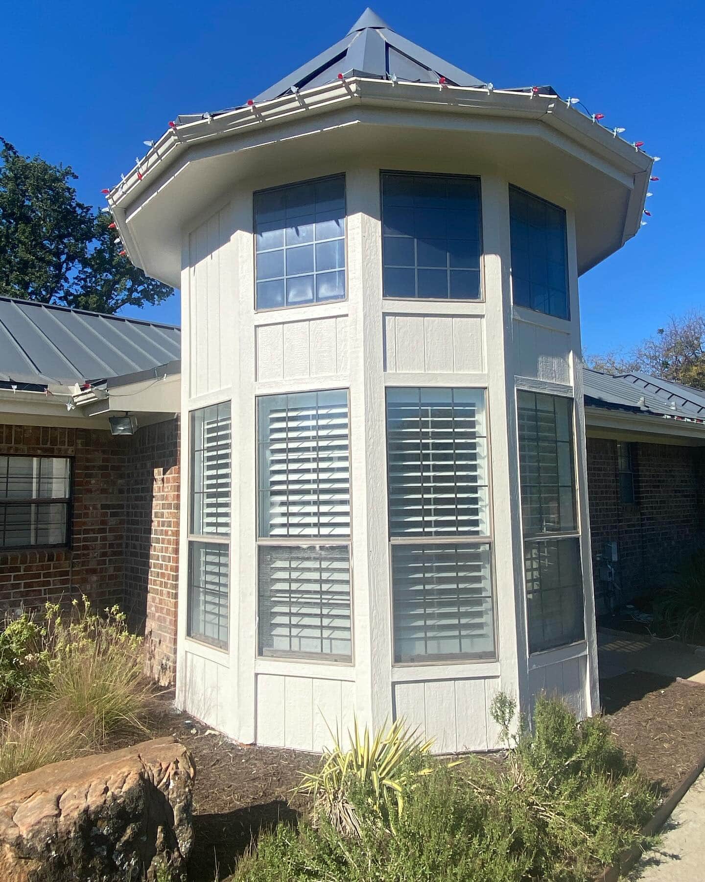 407283222 17919187163821340 2394257468889929586 N