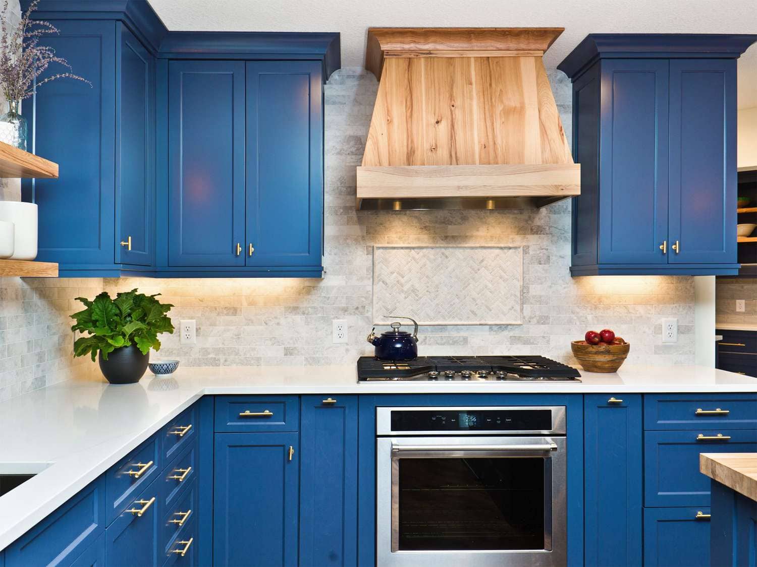 kitchen-cabinet-painting