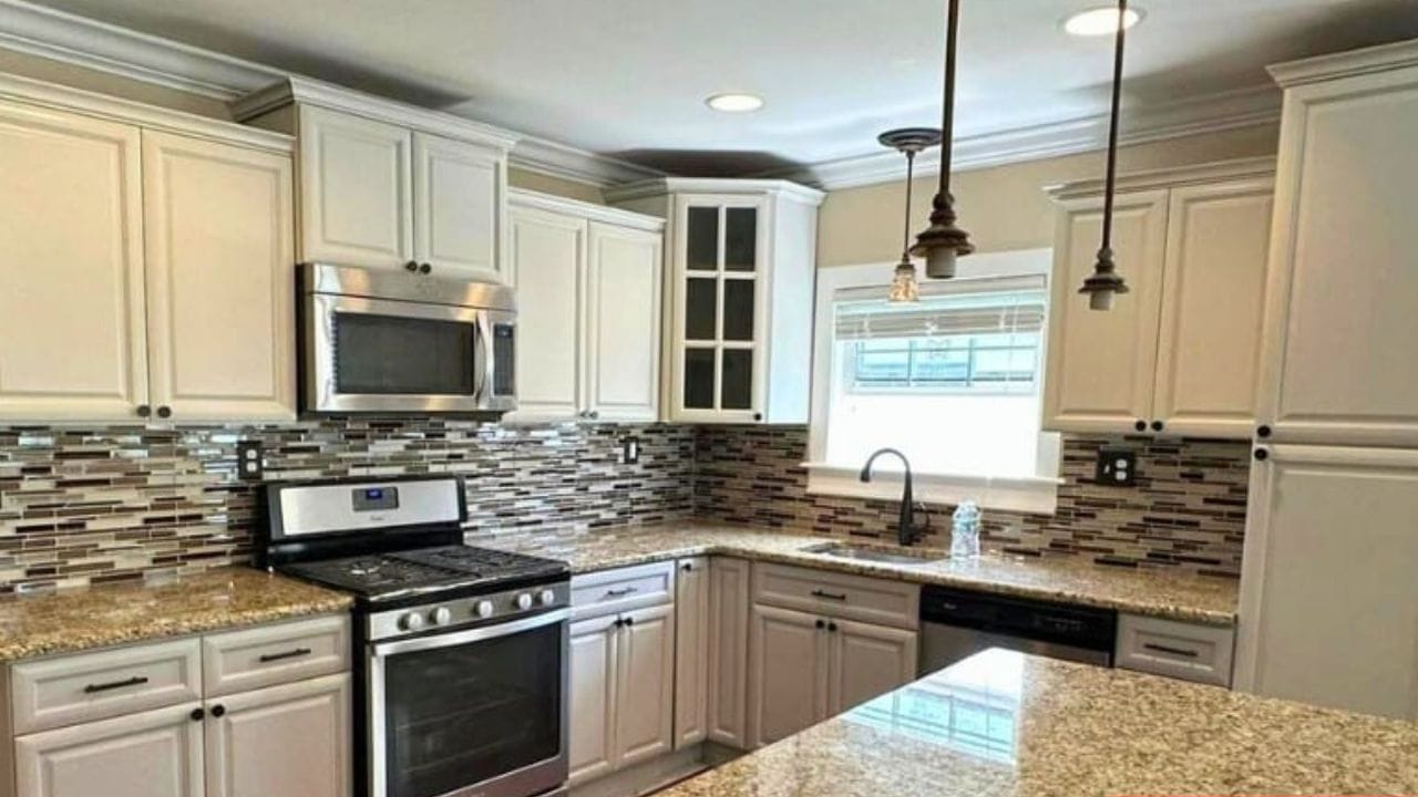 A newly painted cabinets using white paint.